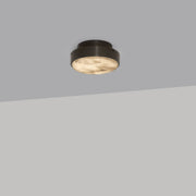 Anvers taklampe og vegglampe fra CTO Lighting med rund alabastskive i metallramme