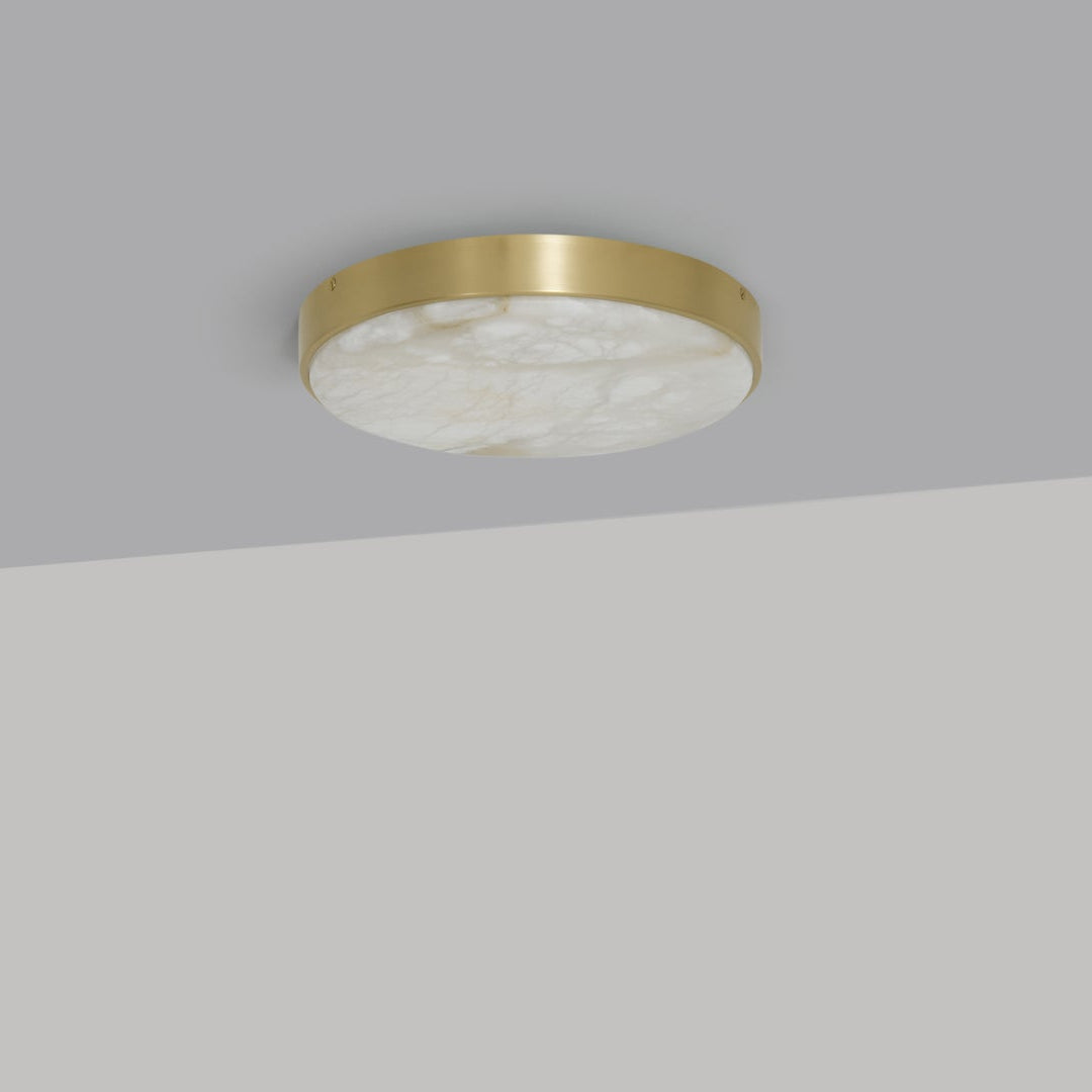Anvers taklampe og vegglampe fra CTO Lighting med rund alabastskive i metallramme