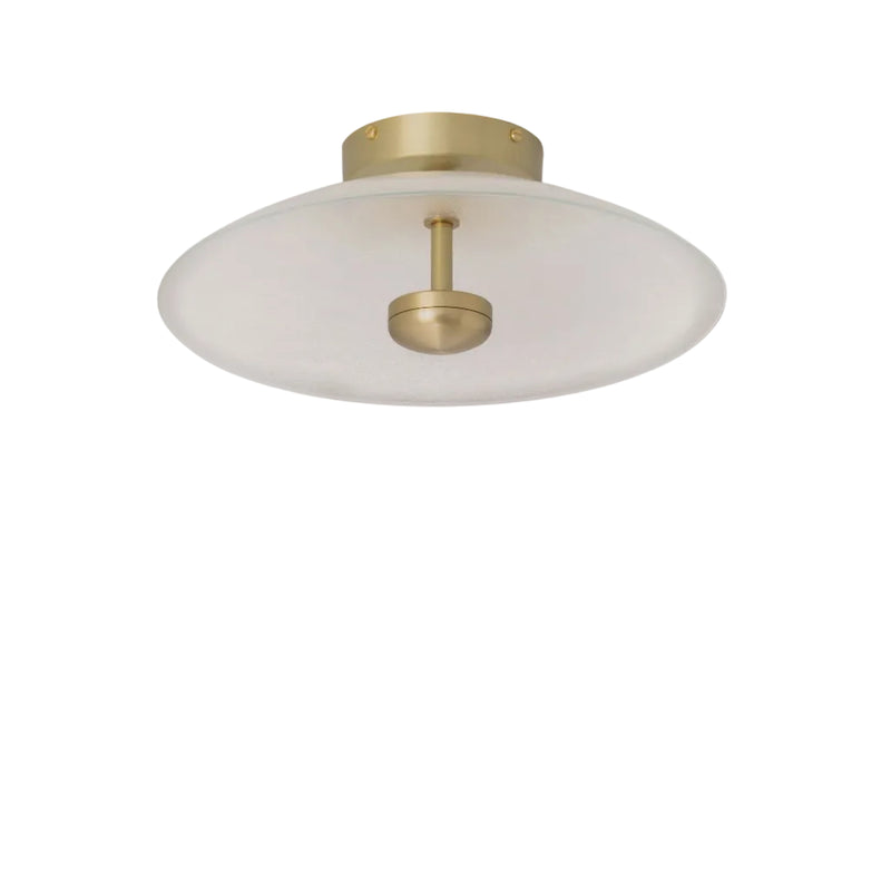 Cielo taklampe og vegglampe fra CTO Lighting med glasskuppel og sentralt metallfeste