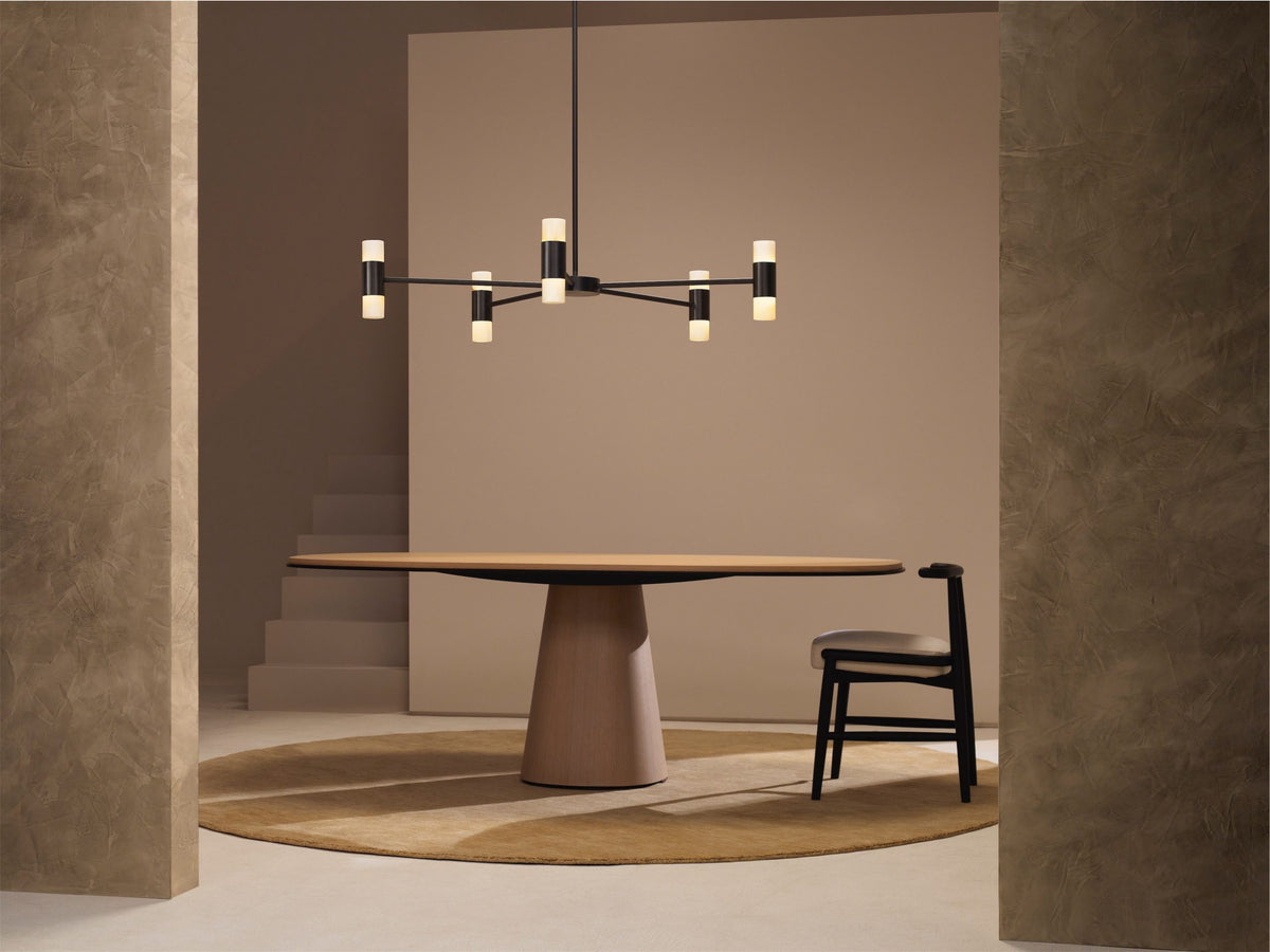 Roma pendel fra CTO Lighting med metall og alabast i en horisontal komposisjon