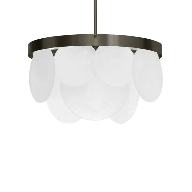 Sasha pendel fra CTO Lighting med håndformede glassdeler og metalloppheng