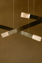 Trace Linear Pendel fra CTO Lighting detalj av glass og metall