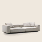 Flexform Grandemare sofa, sett skrått forfra