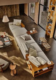 Flexform Groundpiece sofa, som moduloppsett i et stuemiljø sett ovenfra