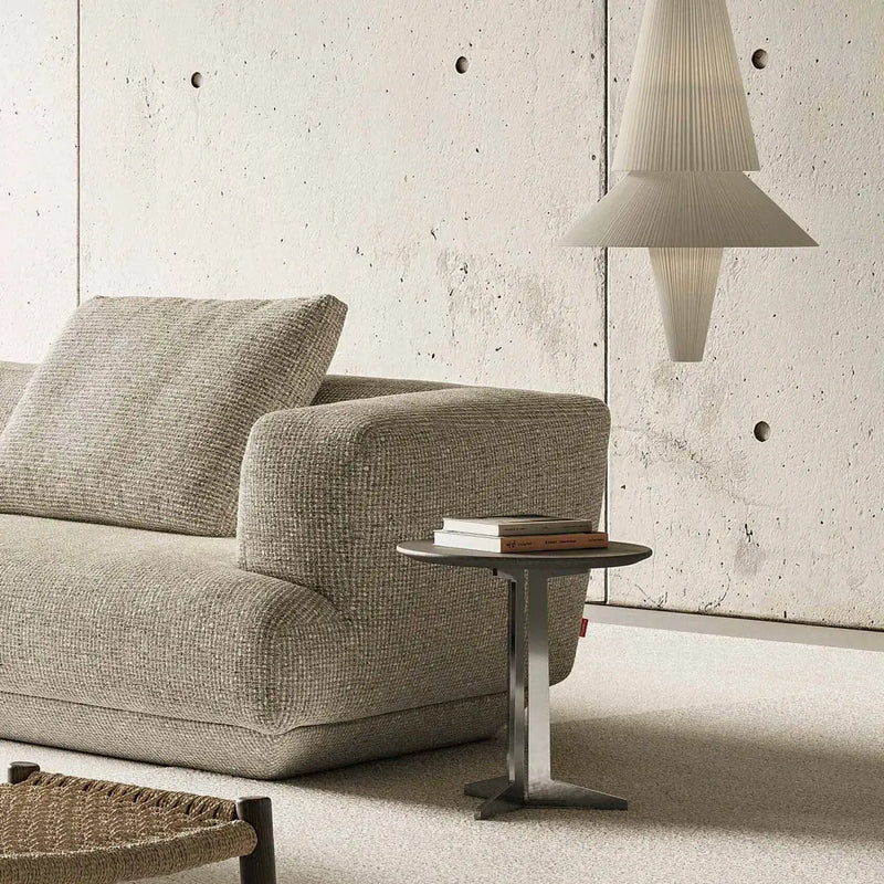 Flexform Loungescape sofa, detalj av sofaen i et stuemiljø