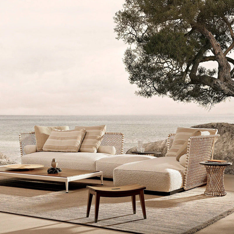 Flexform Oasis Outdoor sofa, i et utendørsmiljø