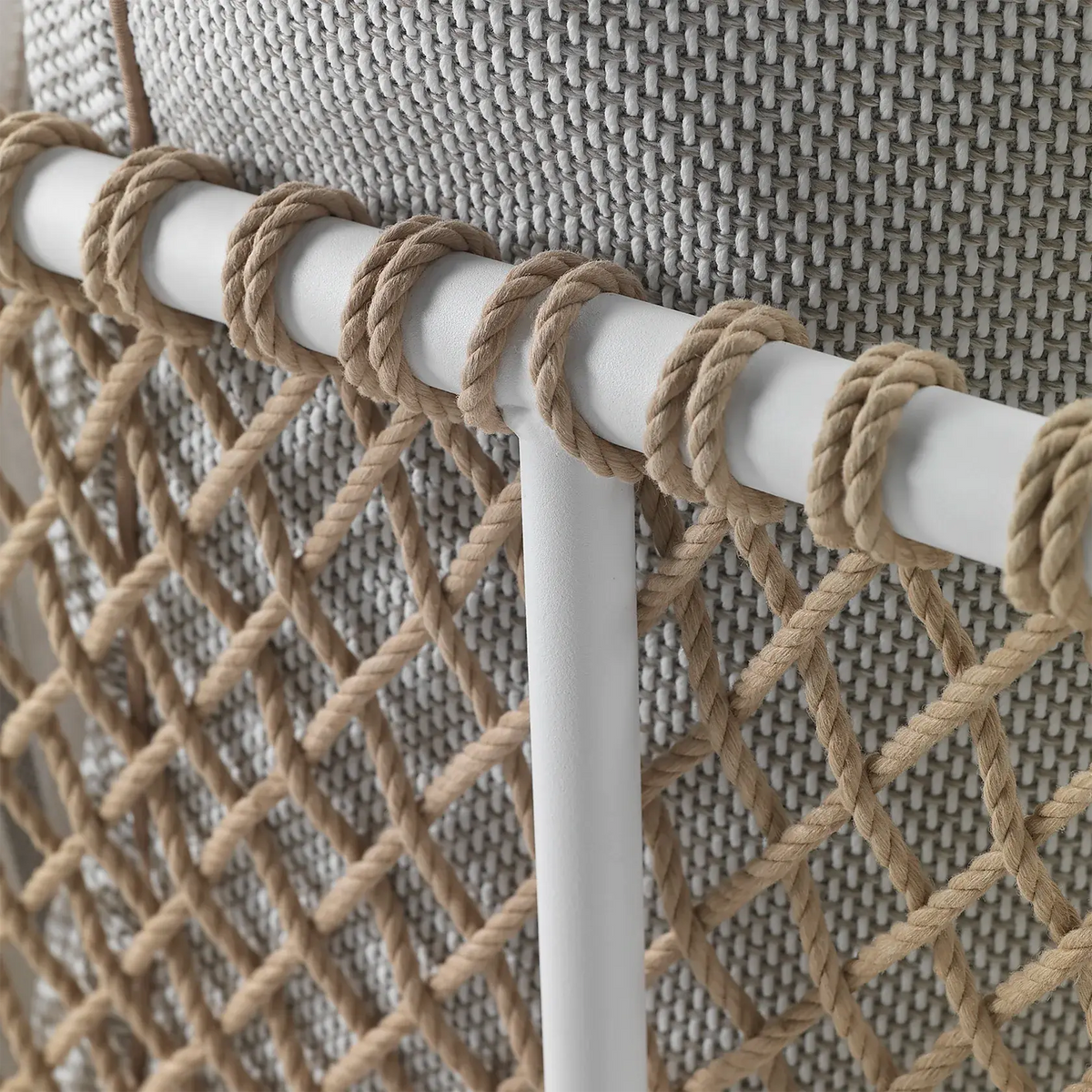 Flexform Oasis Outdoor sofa, detalj av håndflettet rygg