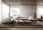 Flexform Perry Up sofa, sammen med andre sofaer i et interiør