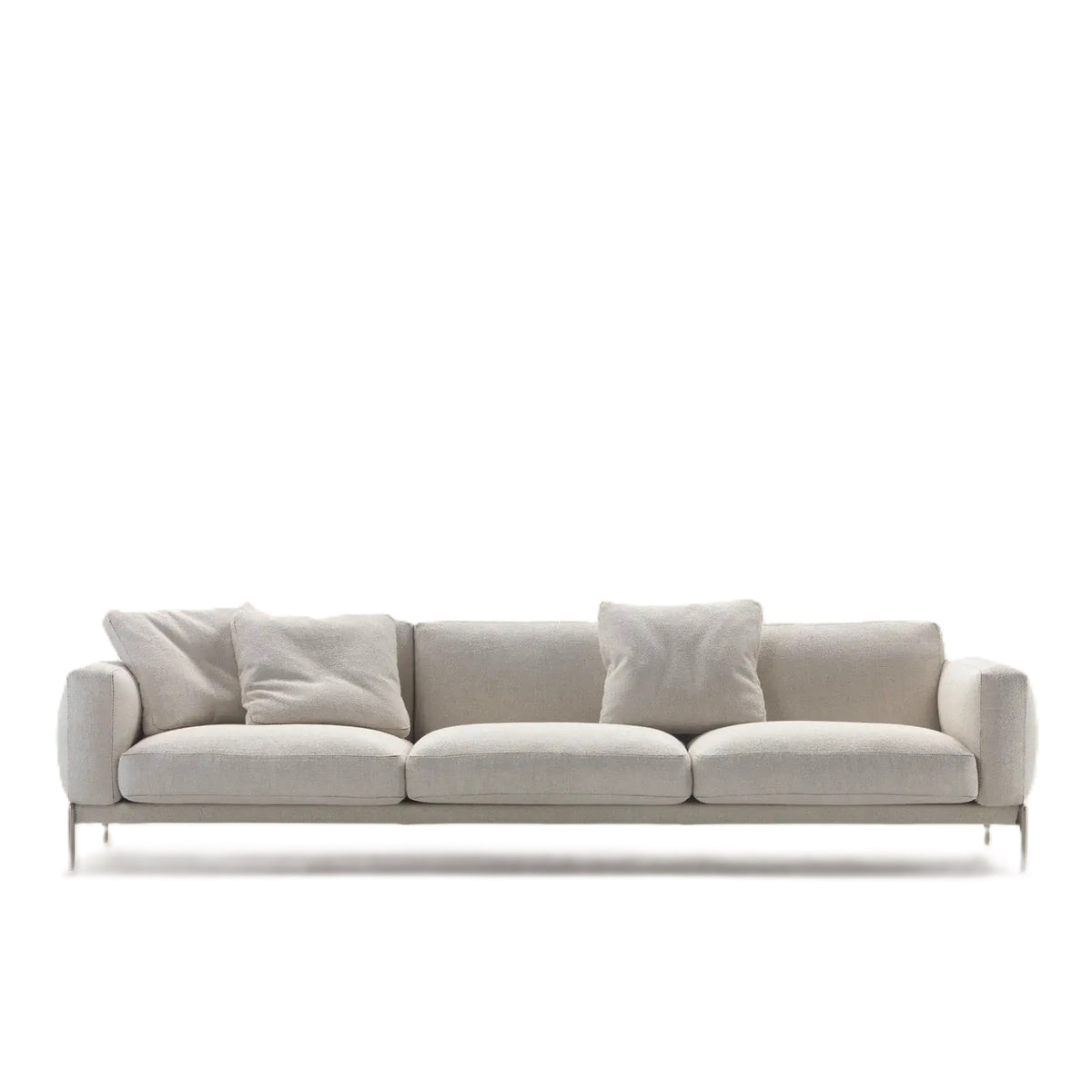 Flexform Romeo Compact sofa, sett forfra