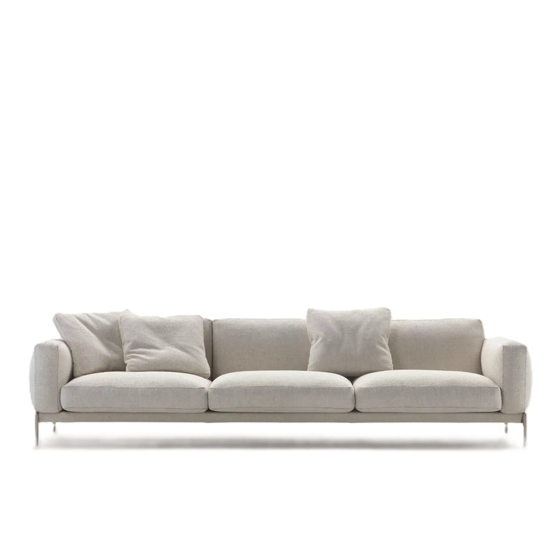 Flexform Romeo Compact sofa, sett forfra