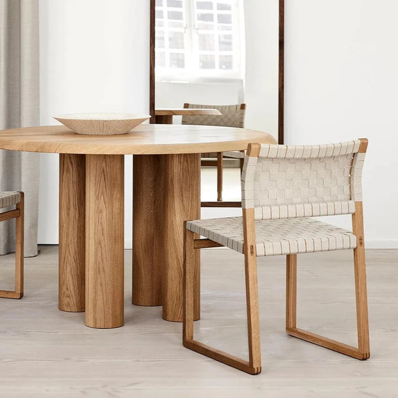 BM61 Linen Spisestol
