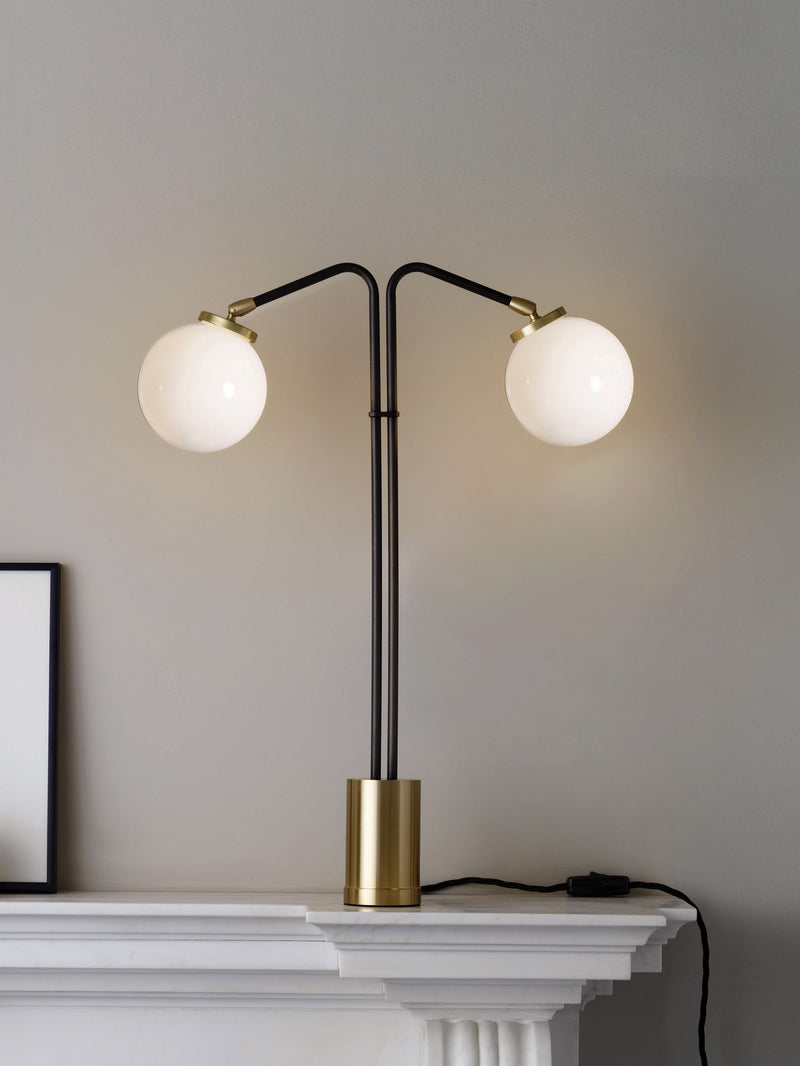 Array Twin Bordlampe