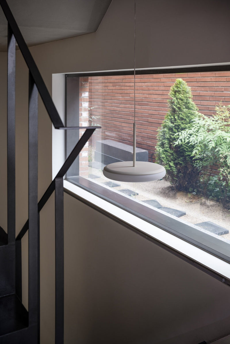 Mozzi Grå Pendel Large - Utstillingsmodell