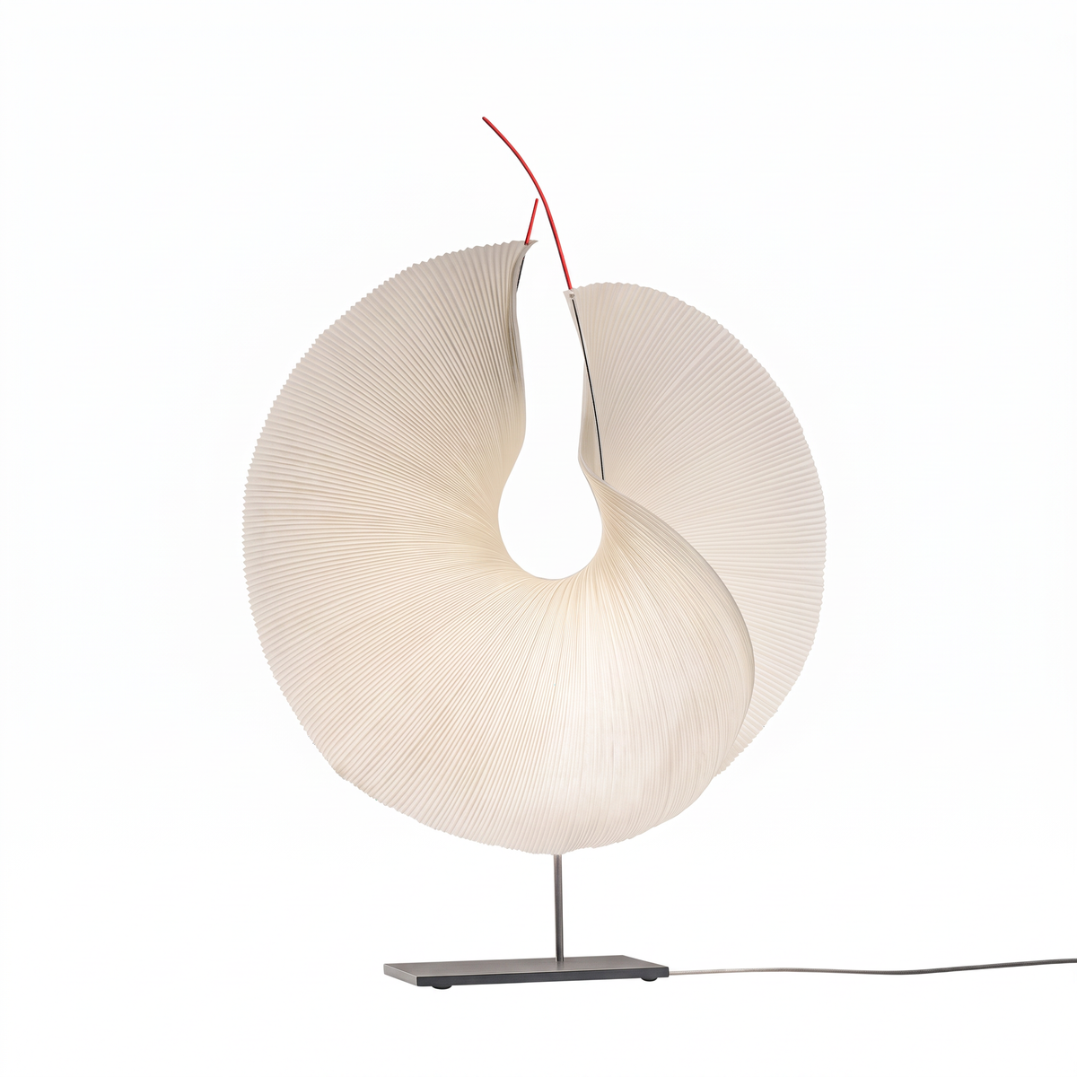 Ingo Maurer Yoruba Rose Bordlampe