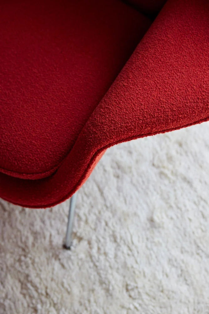 Womb Medium Loungestol fra Knoll, produktbilde