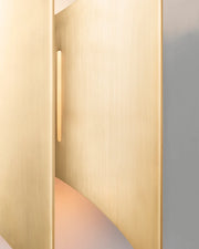 LYFA Gothic Vegglampe II, detalj