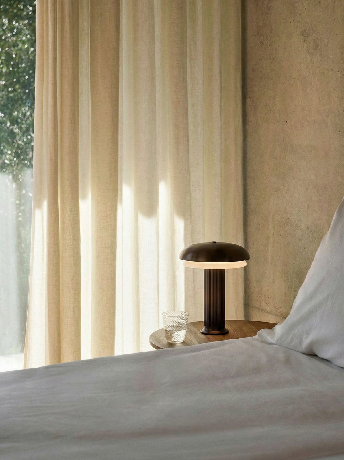 LYFA Noote Oppladbar Lampe, bronse