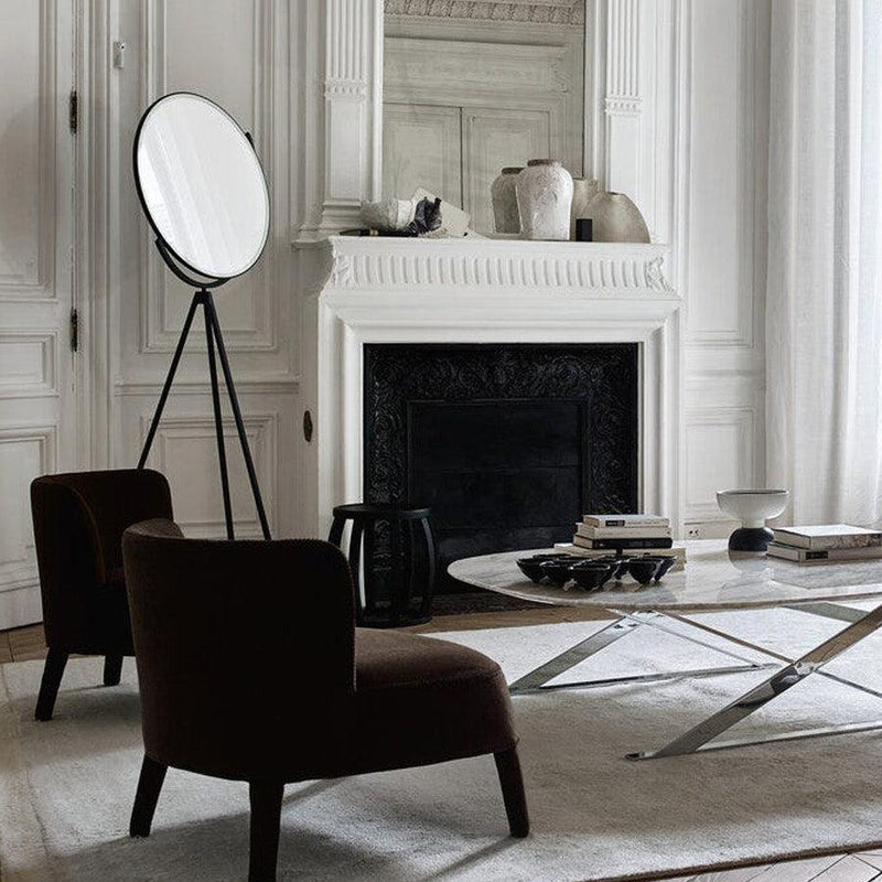 Maxalto Febo loungestol ved et lavt bord i en stue