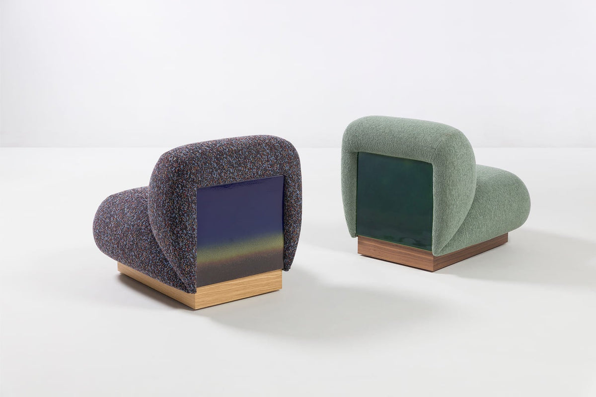 Moroso Clay Loungestol: to loungestoler med keramikk på baksiden