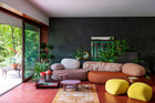 Moroso Pebble Rubble Modulsofa: fargerikt sitteoppsett i interiør