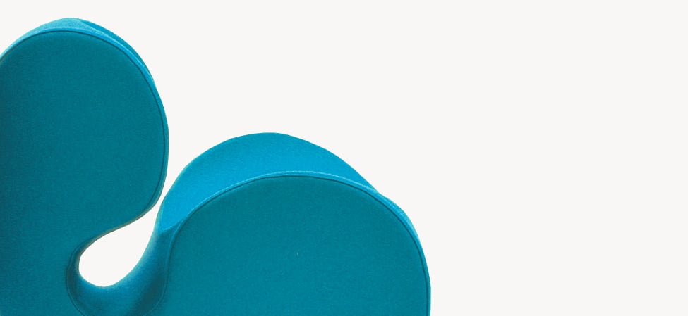 Moroso Soft Little Heavy Loungestol: detalj av blått sete og rygg