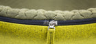 Moroso Take a Line for a Walk Loungestol: detalj av quiltens glidelås