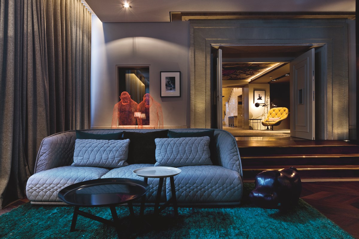 Redondo Sofa