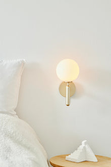 Nuura miiira wall lamp