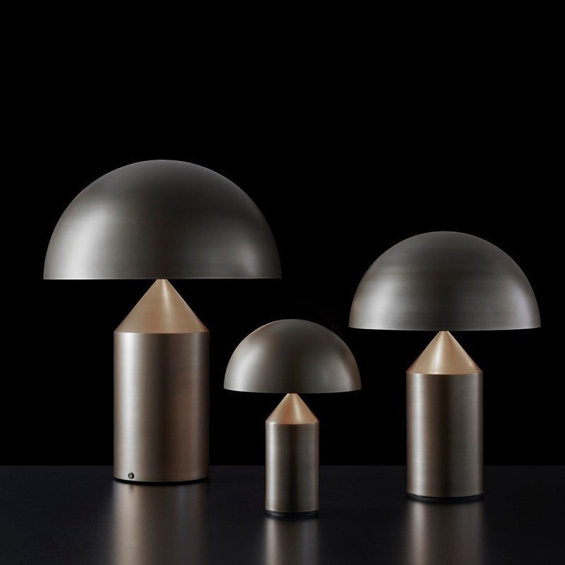 Oluce Atollo Bordlampe i bronsert metall 