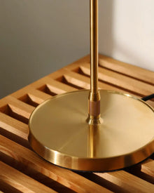 Clam™ Bordlampe