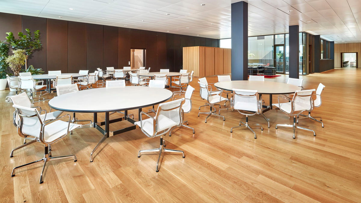 Eames Segmented møtebord fra Vitra, bordplate og segmentert understell