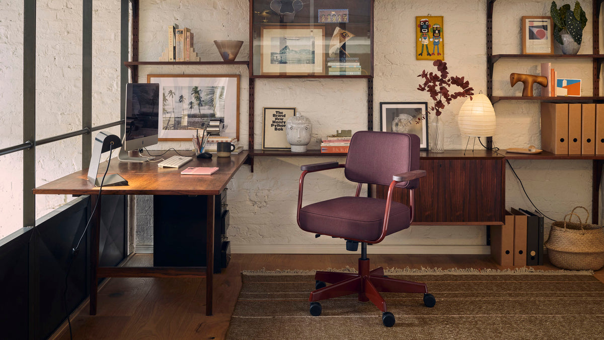 Fauteuil Direction Pivotant kontorstol fra Vitra, alternativ vinkel